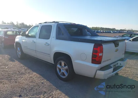 2011 Chevrolet Avalanche 1500 Ltz from USA, damaged, VIN 3GNTKGE33BG246517